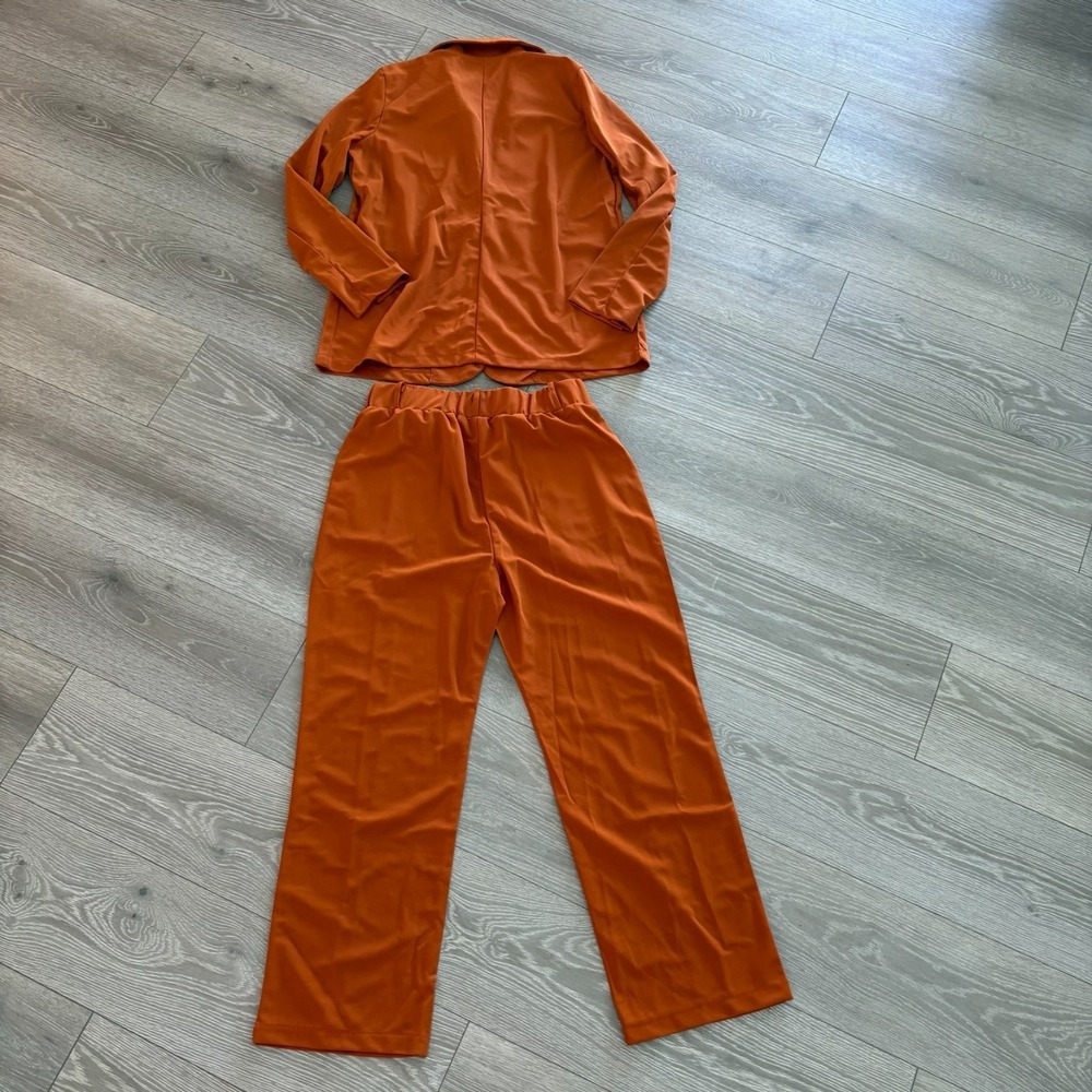NWT Womens Burnt Orange 2-Piece Slim Fit Suit Blazer & Pants Size L - Picture 2 of 16